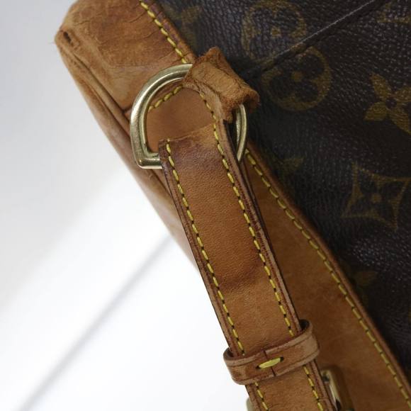 LOUIS VUITTON Monogram Montsouris MM Backpack M51136 LV Auth 61478 - Picture 8 of 16